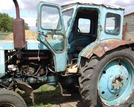 В Винницкой области стажер на тракторе переехал механизатора