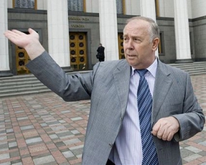 Вибори мера Києва слід проводити в 2013 році - "регіонал"