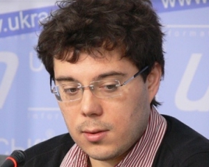 Если Кличко попадет в парламент, мэрское кресло ему уже будет не интересно - эксперт