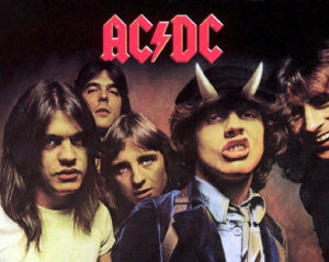 Іранську ядерну програму атакували музикою AC/DC