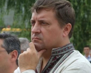 В опозиції знайдуться люди, готові пожертвувати мандатом заради Тимошенко — Канівець