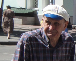 Милиция донимает 86-летнего инвалида войны за поддержку украинского языка