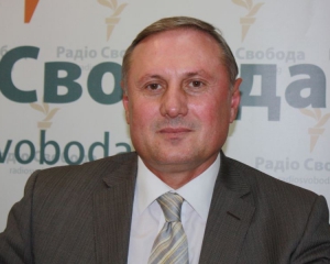 Азаров, Тигипко и Повалий вошли в первую пятерку Партии регионов - Ефремов