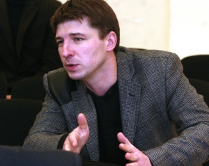 "Мовний" закон не завадить перемогти Литвину на своєму окрузі - експерт
