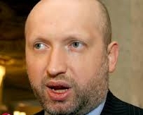 Оппозиция требует от ЦИК снять с регистрации бывшего "бютовца"