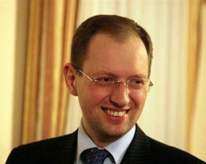 Якщо Європейський суд скасує вирок Тимошенко, то вона зможе брати участь у виборах - Яценюк