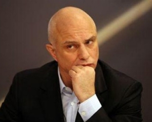 Чоловік Тимошенко: "Яка нормальна людина може повірити, що Юлія побила здорову горилу?"