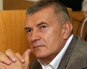 Адвокат Луценко полтора часа убеждал суд закрыть дело