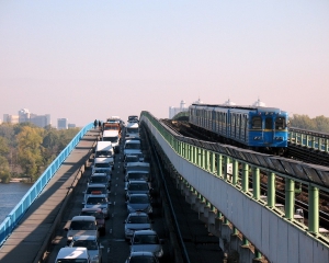 У київському метро приберуть англомовне оголошення зупинок