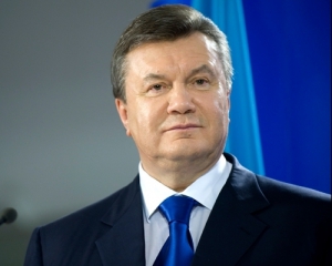 На выступление Януковича согнали 40 автобусов с людьми