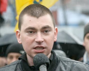 Кандидат в нардепы от "Свободы" обматерил человека, который снимал его на камеру