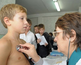 В Киеве проводят обязательный наркологический осмотр детей школьного возраста?