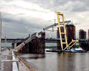 Для достройки Подольского моста просят еще 1,5 млд гривен