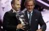 Платіні нагородив Іньєсту "срібною футболкою": журналісти назвали кращого футболіста Європи