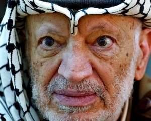 Франция будет расследовать возможное убийство Ясира Арафата