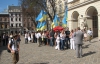 "Ударівці" побажали Януковичу вимовити "увімкни"