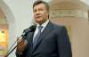 Янукович не захотів співати гімн України на відкритті школи