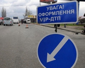 ДТП года: в Киеве разбилась "Ferrari" за 400 тысяч евро