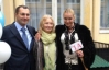 Анастасия Волочкова пришла к дочери на 1 сентября в шубе