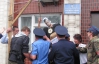 Националистам в Броварах не дали "повесить" судью: пятеро активистов оказались в райотделе