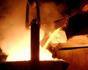На Винницком заводе на мужчину вылился расплавленный металл