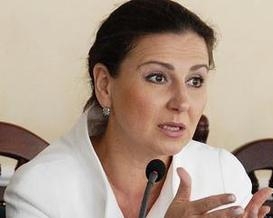 Кабмин не будет иметь контроля над телефонными разговорами украинцев - Богословская
