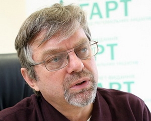 "Мартынюк уходит в политическое небытие, поэтому не имеет права характеризовать Яценюка" - эксперт