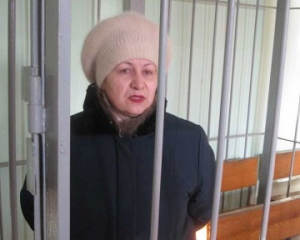 Жительницу Макеевки посадили на 9 лет за истязание приемной дочери