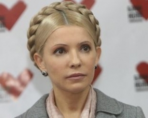 Тимошенко змушувала сусідку по палаті куштувати їжу на наявність отрути?
