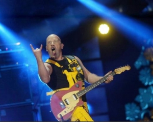 Рок-музыкант обязательно должен разбить гитару на сцене - лидер Ot Vinta