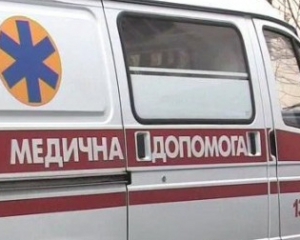 Сумська міліція силою забрала у родини двох хворих на коросту дітей