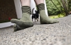 В Швейцарии сделали носки, которые можно носить без обуви