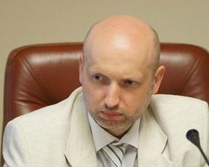 Рішення суду щодо ЄЕСУ свідчить про страх влади перед Тимошенко - Турчинов