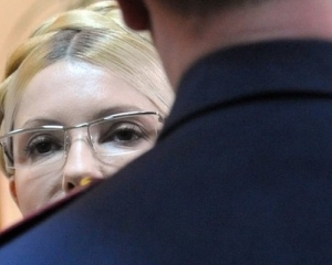 Закликаю негайно зупинити нову диктатуру в Україні - Тимошенко звернулась до світу