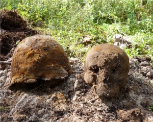 Дети нашли в Карпатах гранаты и человеческие останки