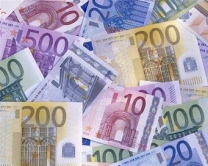 В Україні знову почав дорожчати євро, курс долара майже не змінився