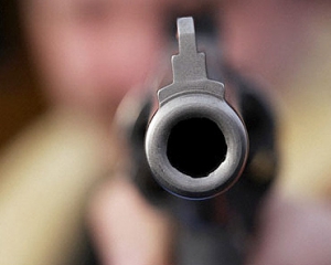 В Кременчуге пьяный милиционер расстрелял двух человек