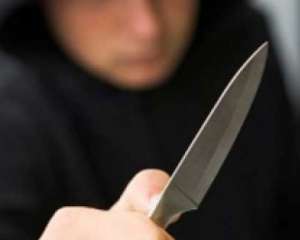Тернопільського студента, який встромив ножа у голову школяра, засудили на 7,5 років