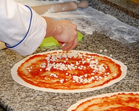 В Италии повар подрезал недовольного клиента