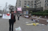 "Коммунальщики" разгромили лагерь защитников украинского языка в Киеве на глазах милиции