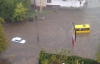 Кіровоград накрила злива з градом: автомобілі тонули в метрових калюжах