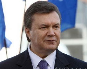 Янукович отменил рабочую поездку в Кировоград из-за погоды