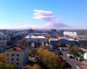 Под Оренбургом взорвался поезд со снарядами. Власти пытаются скрыть число пострадавших