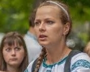 "Регіонал" скуповує антиагітаційну листівку по 15 копійок — активістка