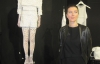 Олена Буреніна пропонує жінкам одягати шкіряні куртки з напівпрозорим одягом