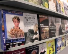 Німецьке видавництво презентувало книгу &quot;Аферистка. Справа Тимошенко&quot;