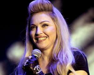 Мадонна посвятила песню раненной талибами девочке