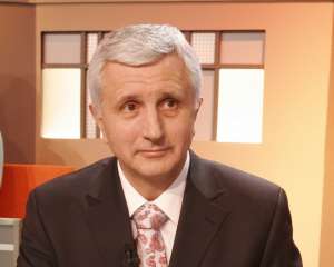 Нардеп Матвиенко снял свою кандидатуру с выборов