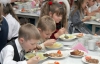 На Харьковщине отравились 67 детей: 20 школ и 4 детсада закрыли