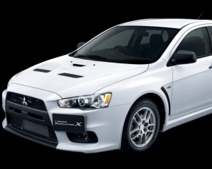 Для СБУ купили 12 автомобілів Mitsubishi Lancer за 2 мільйони